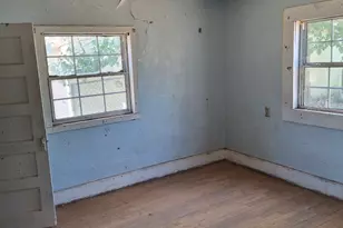 407 Travis St, Van Horn, TX 79855 - Photo 8