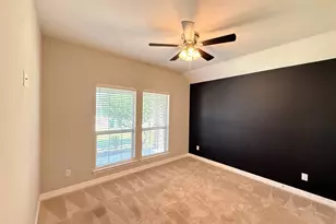 127 Frank St, Greenville, TX 75402 - Photo 14