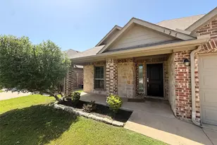 127 Frank St, Greenville, TX 75402 - Photo 4