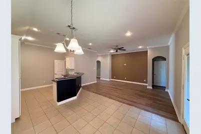 127 Frank Street, Greenville, TX 75402 - Photo 6
