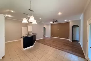 127 Frank St, Greenville, TX 75402 - Photo 6