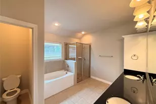 127 Frank St, Greenville, TX 75402 - Photo 10