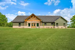 829 Private Road 44005, Blossom, TX 75416 - Photo 2