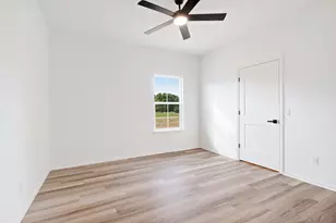 829 Private Road 44005, Blossom, TX 75416 - Photo 24