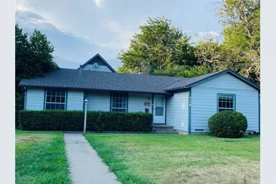 718 Crescent Street, Denton, TX 76201 - Photo 2