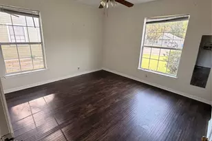 718 Crescent St, Denton, TX 76201 - Photo 8