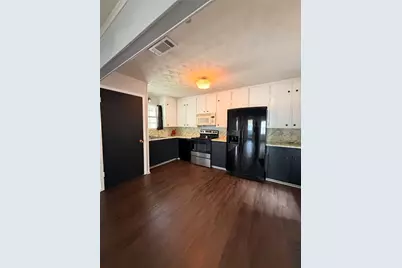 718 Crescent Street, Denton, TX 76201 - Photo 6
