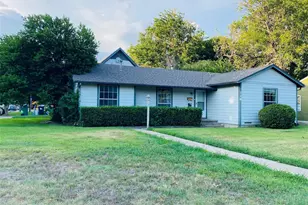 718 Crescent St, Denton, TX 76201 - Photo 1