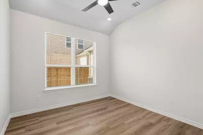 9245 Harrisburg Drive, Fort Worth, TX 76036 - Photo 8