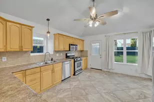 3354 Summerfield Dr, Grapevine, TX 76051 - Photo 8