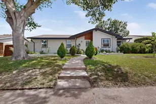 1514 Douglas Dr, Garland, TX 75041 - Photo 4