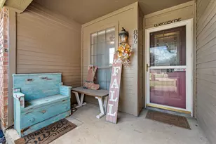 806 Wind Brooke Dr, Arlington, TX 76001 - Photo 4