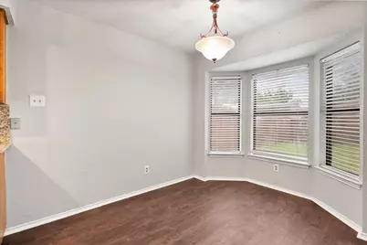 806 Wind Brooke Drive, Arlington, TX 76001 - Photo 16
