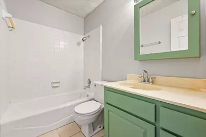 806 Wind Brooke Drive, Arlington, TX 76001 - Photo 18