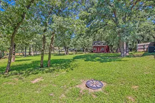 613 Forest Edge St, Burleson, TX 76028 - Photo 34