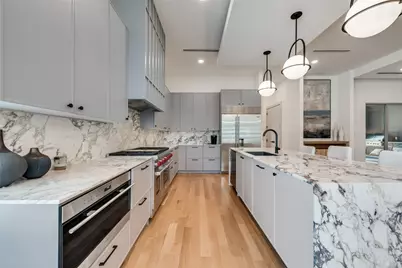 4528 W Amherst Avenue, Dallas, TX 75209 - Photo 8