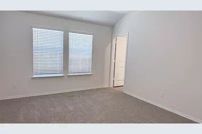 5004 Shumard Drive, Lindale, TX 75771 - Photo 4