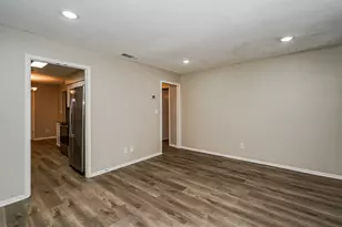 4804 Berridge Ln, Dallas, TX 75227 - Photo 8