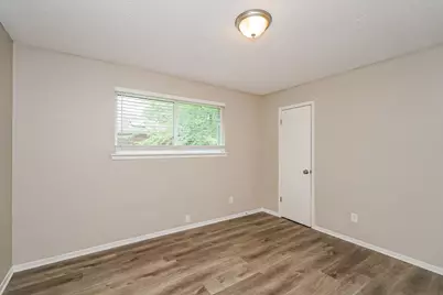 4804 Berridge Lane, Dallas, TX 75227 - Photo 16