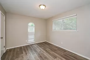 4804 Berridge Ln, Dallas, TX 75227 - Photo 14