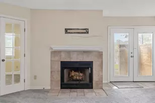 1712 Baird Farm Cir, Arlington, TX 76006 - Photo 4