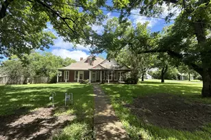 500 2nd St, Kerens, TX 75144 - Photo 1