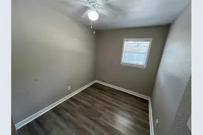 1316 N Prairie Creek Road, Dallas, TX 75217 - Photo 12