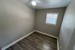 1316 N Prairie Creek Rd, Dallas, TX 75217 - Photo 12