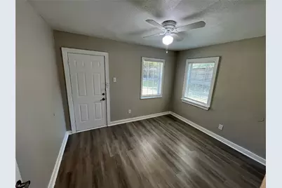 1316 N Prairie Creek Road, Dallas, TX 75217 - Photo 10