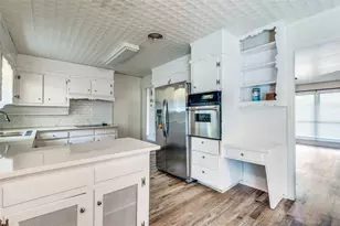 5613 Waltham Ave, Fort Worth, TX 76133 - Photo 2