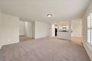 617 Misty Mountain Dr, Fort Worth, TX 76140 - Photo 8