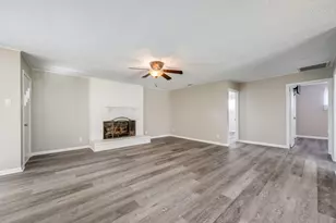 109 Churchill Ln, Pottsboro, TX 75076 - Photo 4
