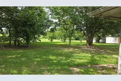 1664 Hwy 56 E, Bonham, TX 75418 - Photo 2