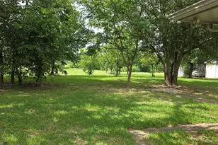 1664 Hwy 56 E, Bonham, TX 75418 - Photo 2