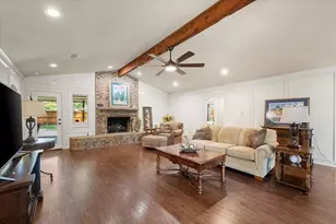 115 Juniper St, Mansfield, TX 76063 - Photo 8
