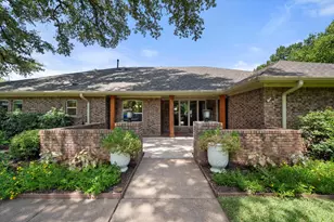 115 Juniper St, Mansfield, TX 76063 - Photo 4
