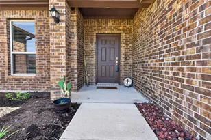 1600 Glade Meadows Dr, Burleson, TX 76058 - Photo 6