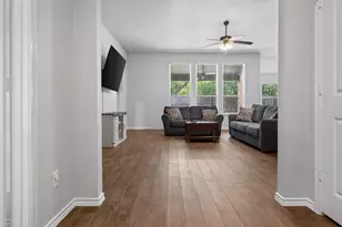 1600 Glade Meadows Dr, Burleson, TX 76058 - Photo 10