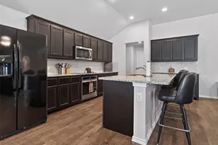 1600 Glade Meadows Dr, Burleson, TX 76058 - Photo 14