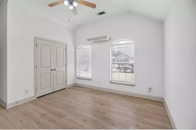 5709 Main Street, Watauga, TX 76148 - Photo 12