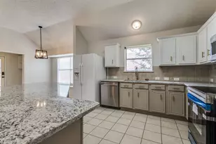 7046 St Augustine Dr, Frisco, TX 75033 - Photo 10