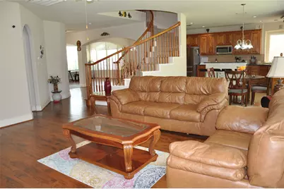 1312 Valley Vista Drive, Irving, TX 75063 - Photo 8