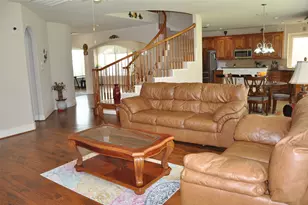 1312 Valley Vista Dr, Irving, TX 75063 - Photo 8