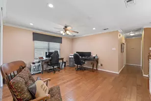 2829 Donnybrook Dr, Burleson, TX 76028 - Photo 28