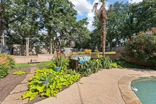 2829 Donnybrook Dr, Burleson, TX 76028 - Photo 30