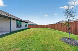 728 Orchid Wy, Pilot Point, TX 76258 - Photo 34