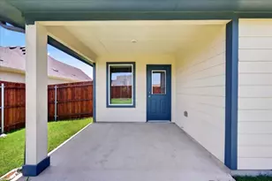 728 Orchid Wy, Pilot Point, TX 76258 - Photo 32