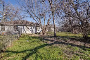 2902 Van Horn Ave, Fort Worth, TX 76111 - Photo 16