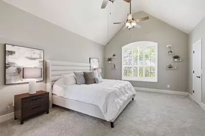 14891 Towne Lake Circle, Addison, TX 75001 - Photo 16