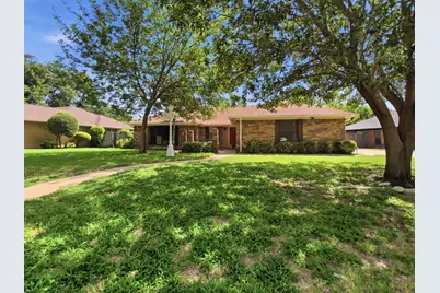 812 Ridgeview Drive, Burleson, TX 76028 - Photo 4